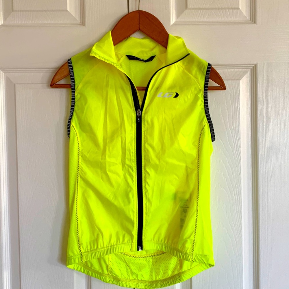NWOT mens Gerneau Nova 2 Bike vest
